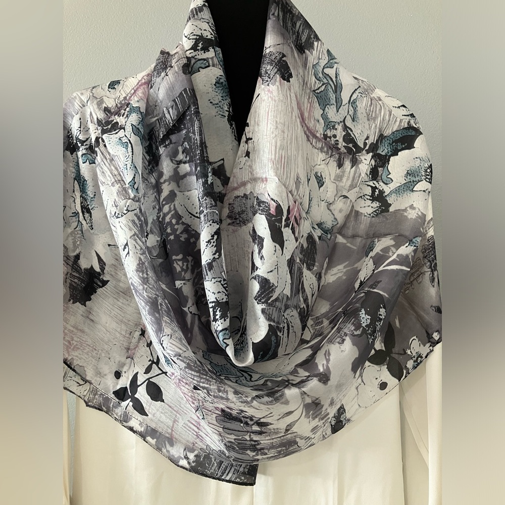 100% silk scarf shawl wrap black gray white floral NWT